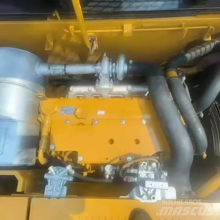 CAT 320 D2 Crawler Excavators