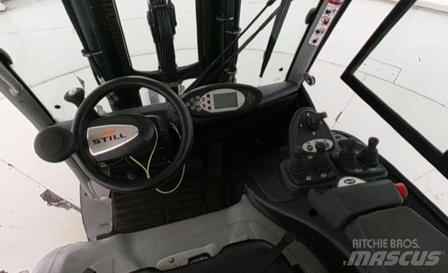 Still RX 60-25 Electric Forklifts