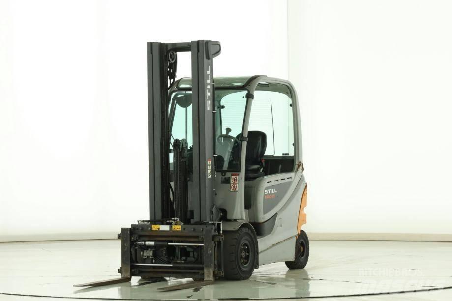 Still RX 60-25 Electric Forklifts