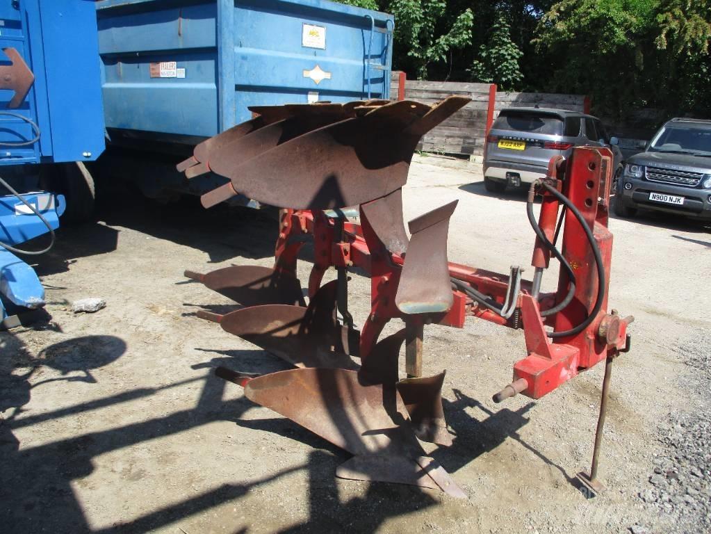 Vogel & Noot 3F Reversible ploughs