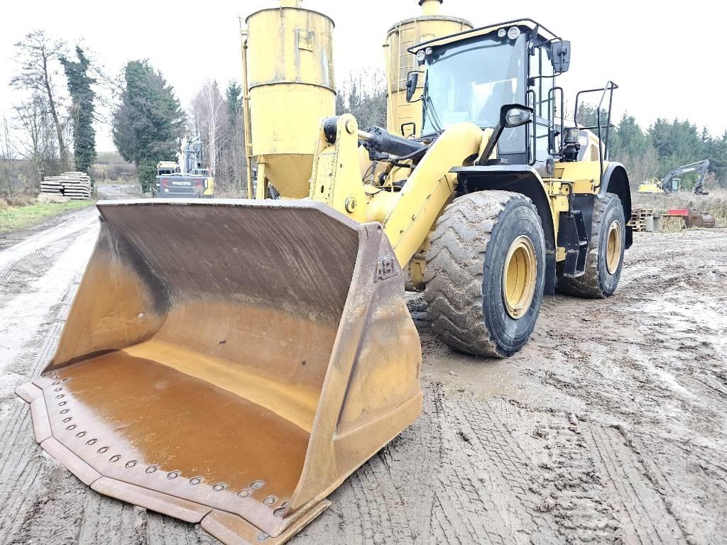 CAT 950M Wheel Loaders