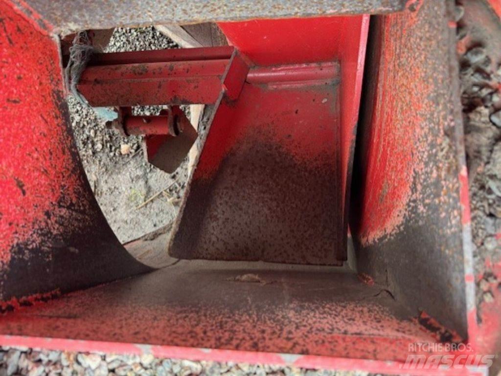 Tokvam HS230 Snow Blowers