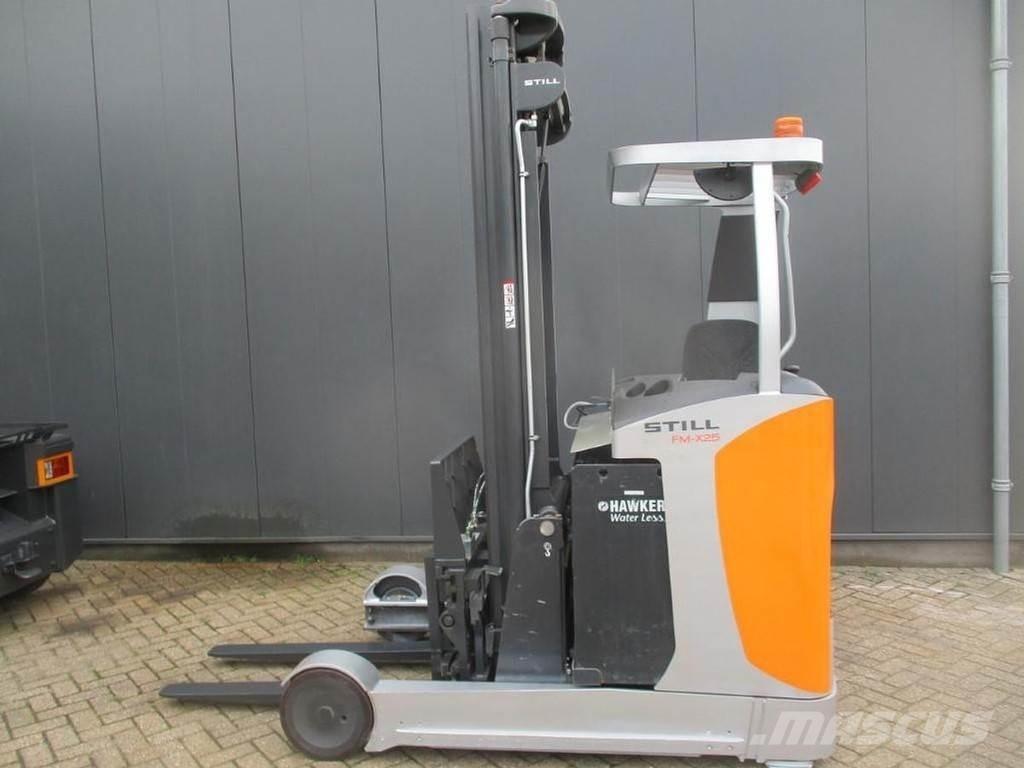 Still FM-X25 Reach trucks