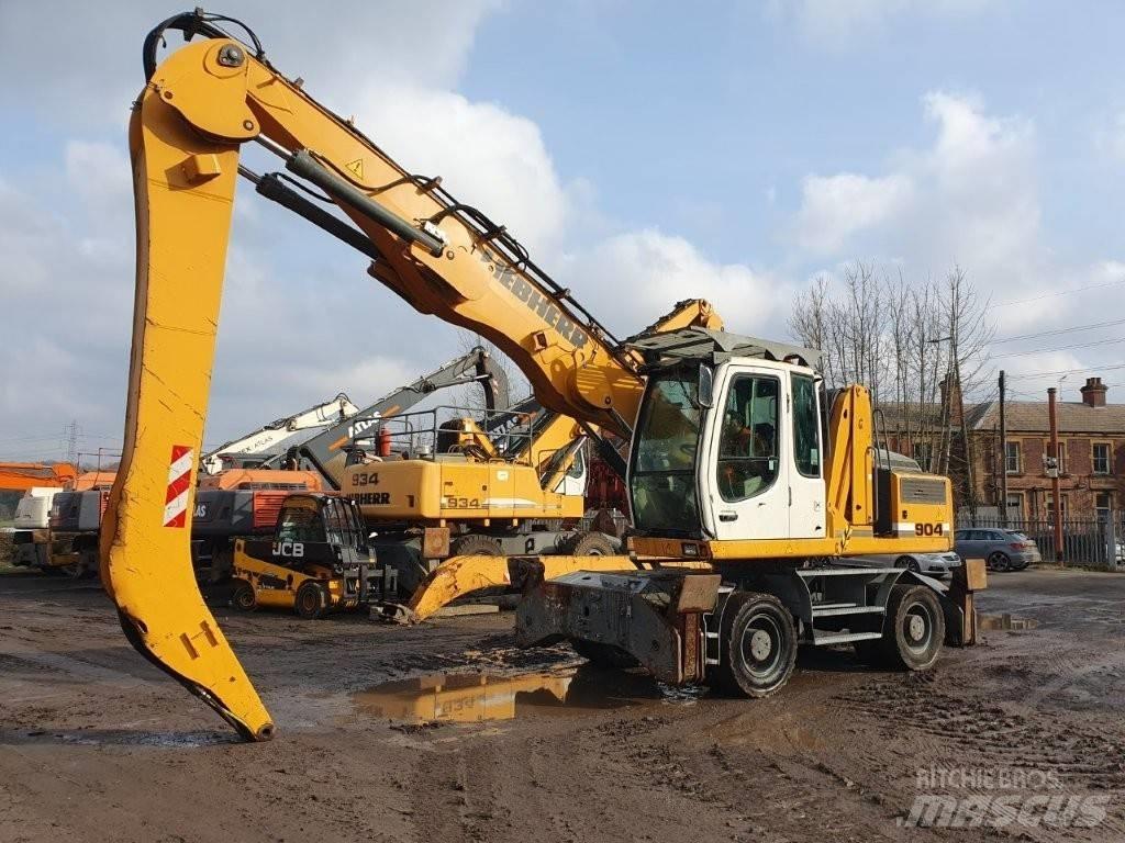 Liebherr A 904 C Waste / Industry Handlers