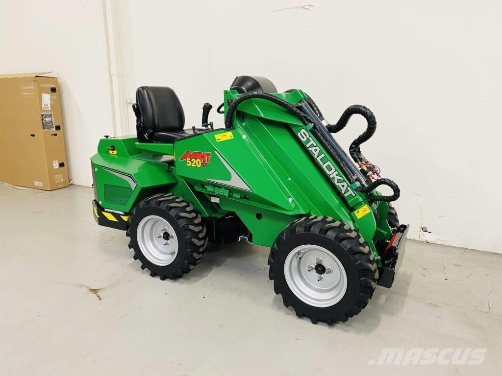 Avant 520+ Tele Mini Loader