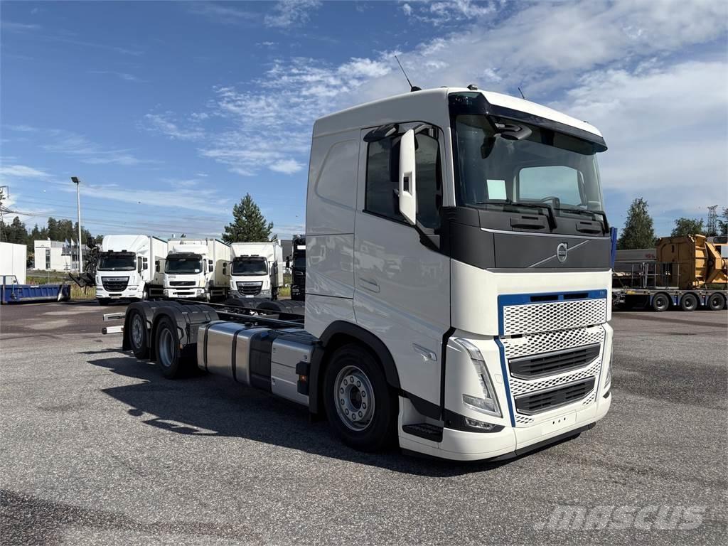 Volvo FH460 6x2 Cab & Chassis Trucks