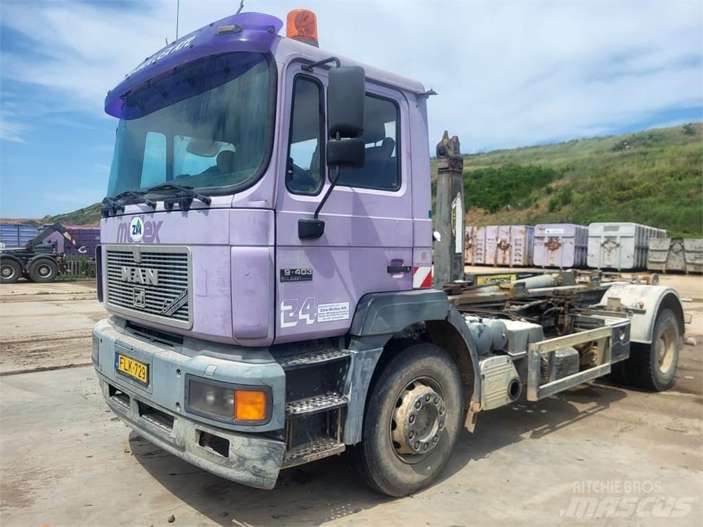 MAN F 2000 Cab & Chassis Trucks