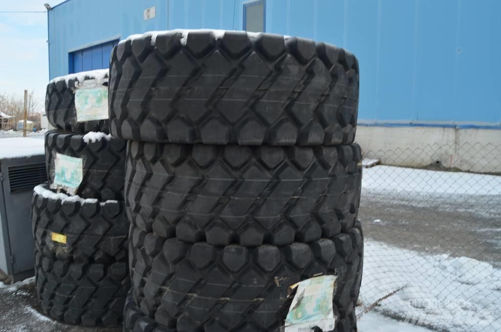 Suihe 26.5x25 Tires, wheels and rims