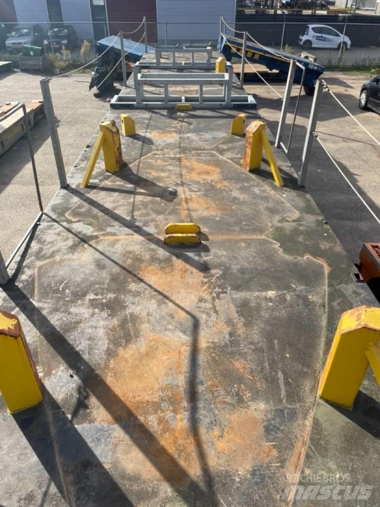 Nooteboom OVB-102-06 Flatbed Trailers