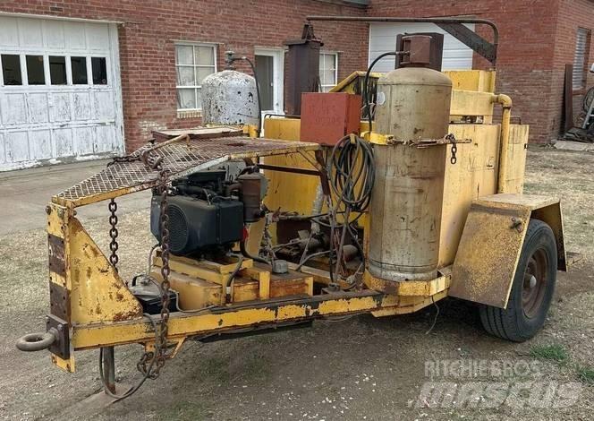 Cimline 200 Melter Asphalt and Tar Sprayers and Sealers