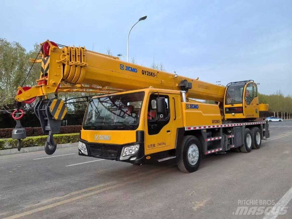 XCMG QY 25 K Mobile and all terrain cranes