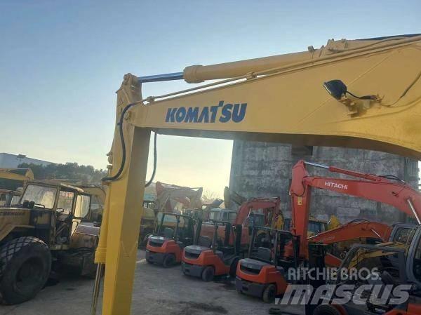 Komatsu PC130 Crawler Excavators