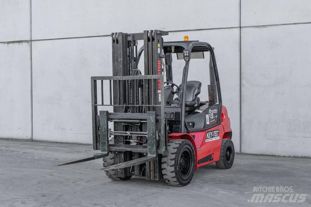 Manitou MI 30 D Diesel Forklifts