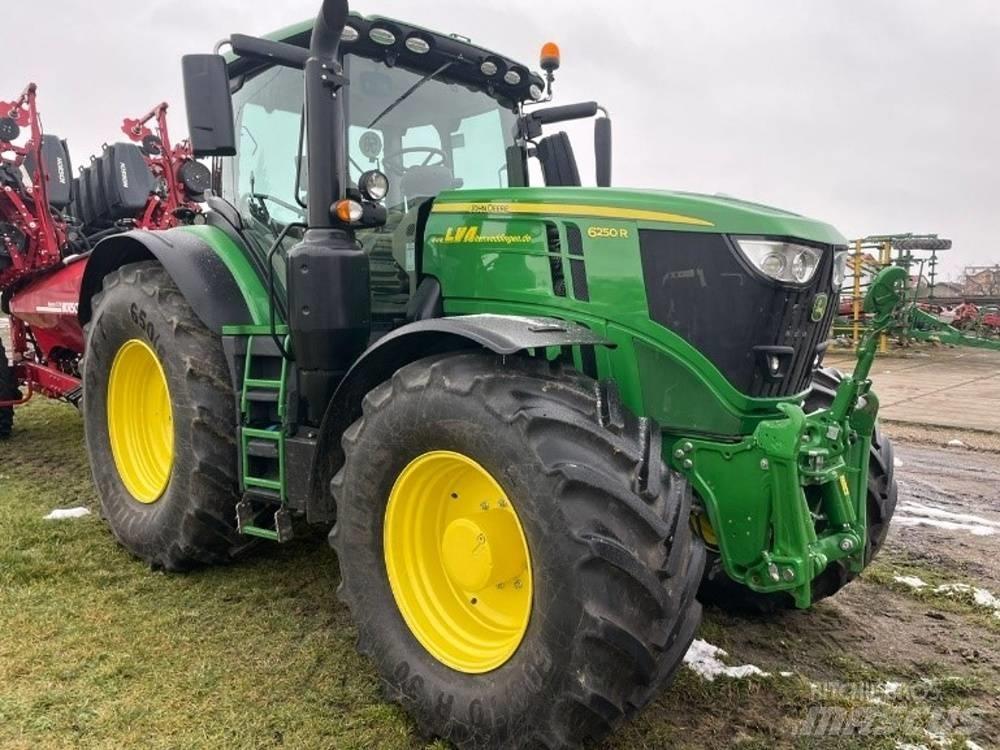 John Deere 6250 R Tractors