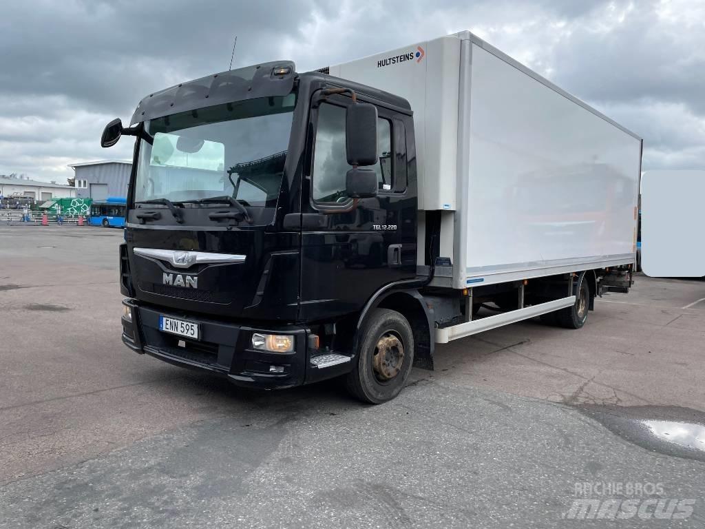 MAN TGL 12.220 BL Reefer Trucks