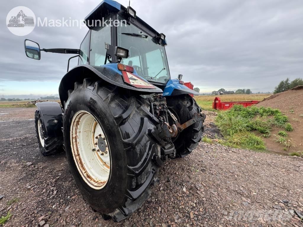 New Holland 8560 Tractors