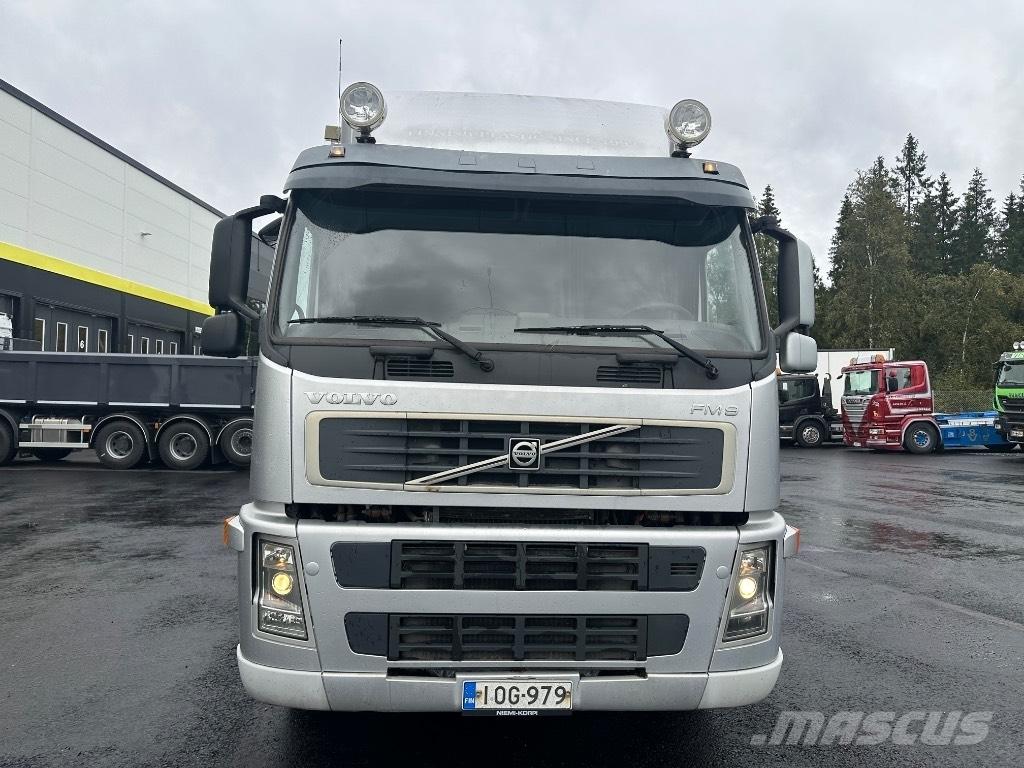 Volvo FM9 300 4x2 Box trucks