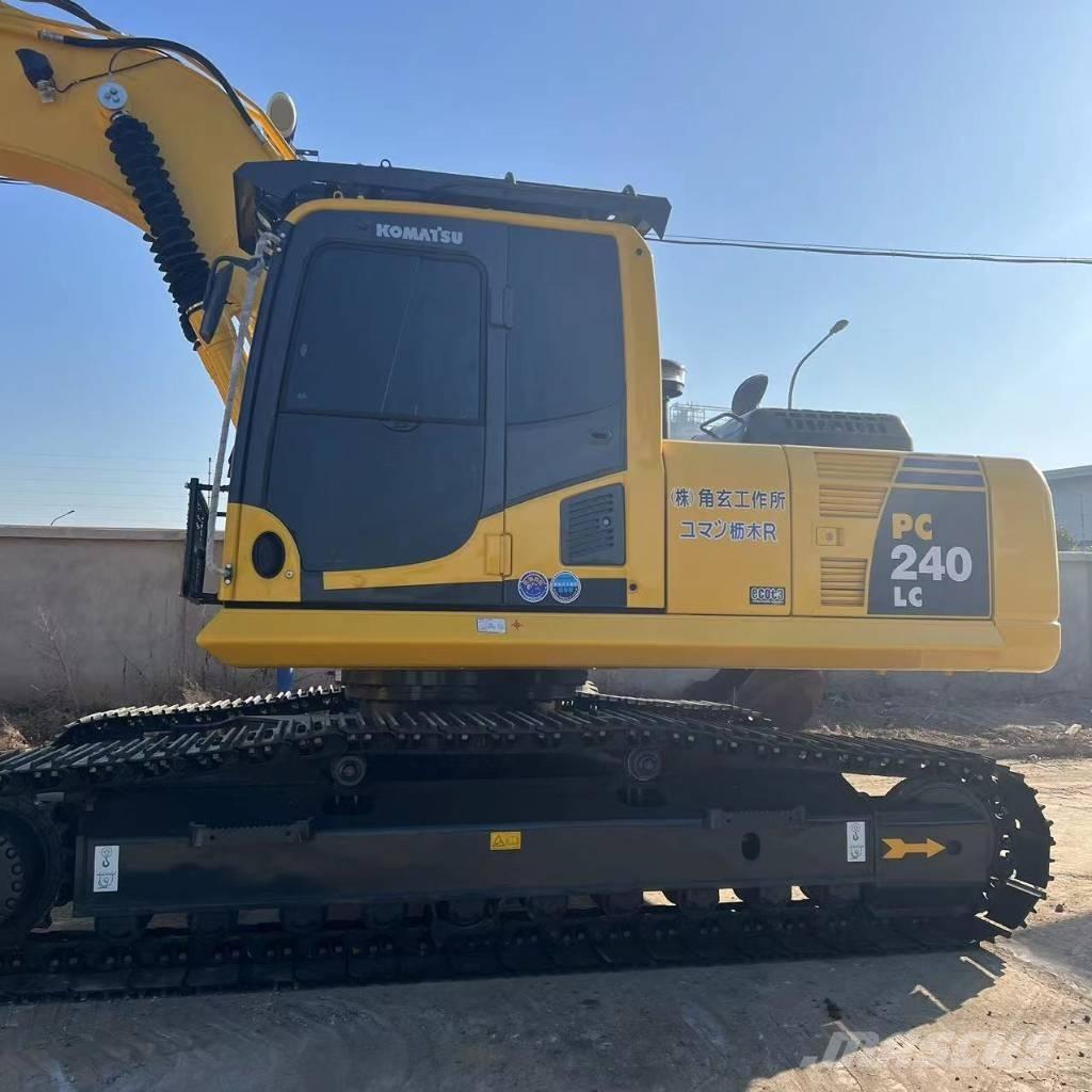 Komatsu PC 240-8N1 Mini excavators  7t - 12t