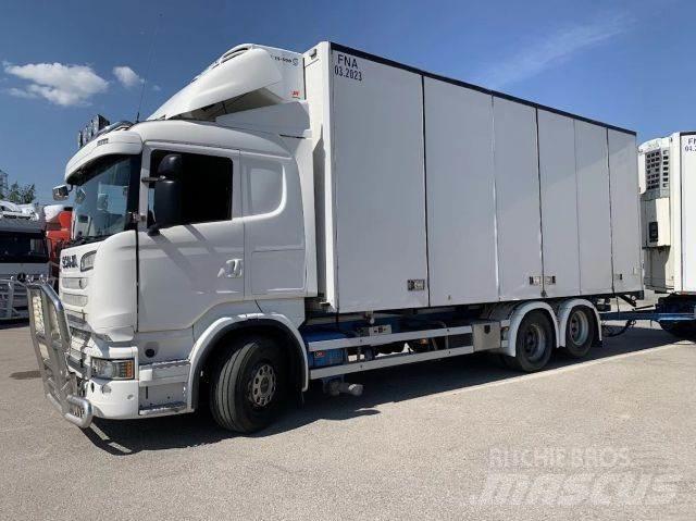 Scania R520 6x2 Box trucks