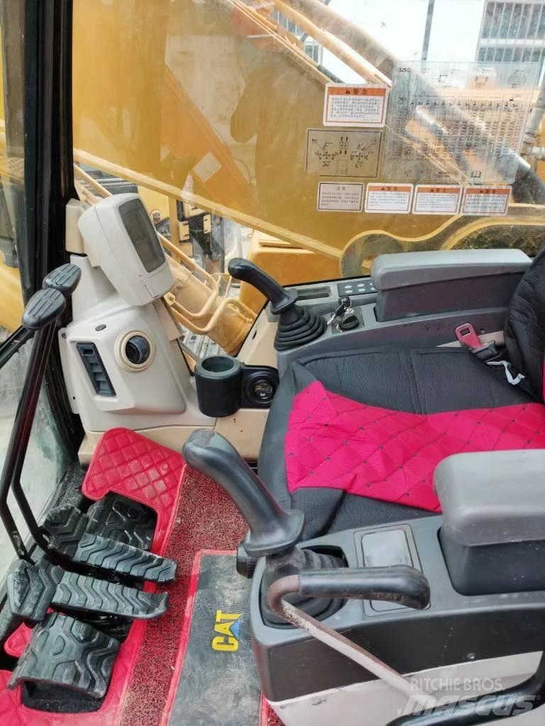 CAT 325 C Crawler Excavators
