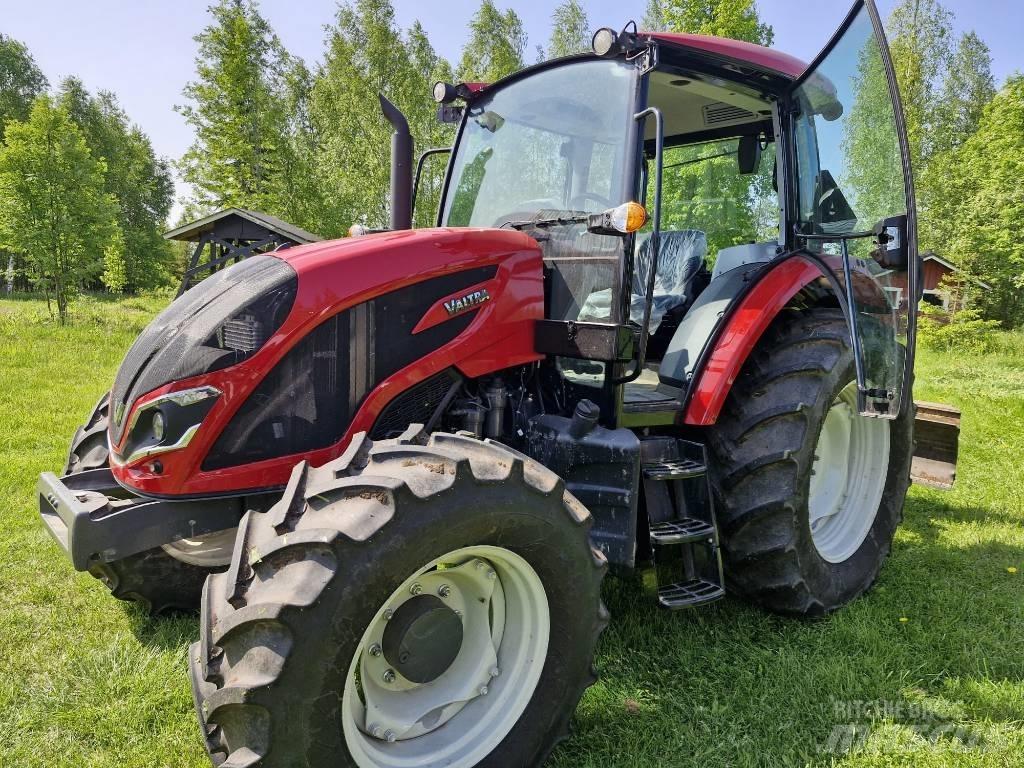 Valtra A 105 Tractors