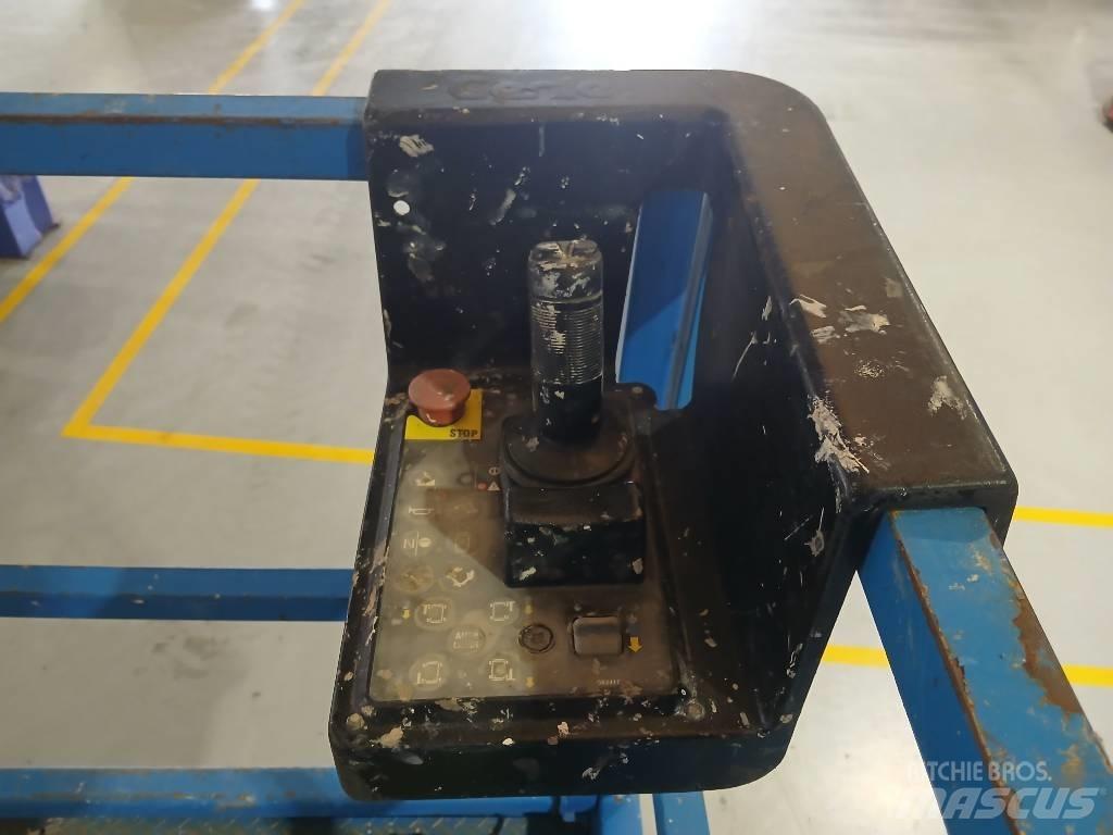 Genie GS 5390 RT Scissor Lifts