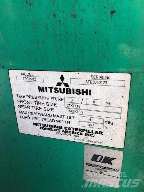Mitsubishi FBC25N Electric Forklifts