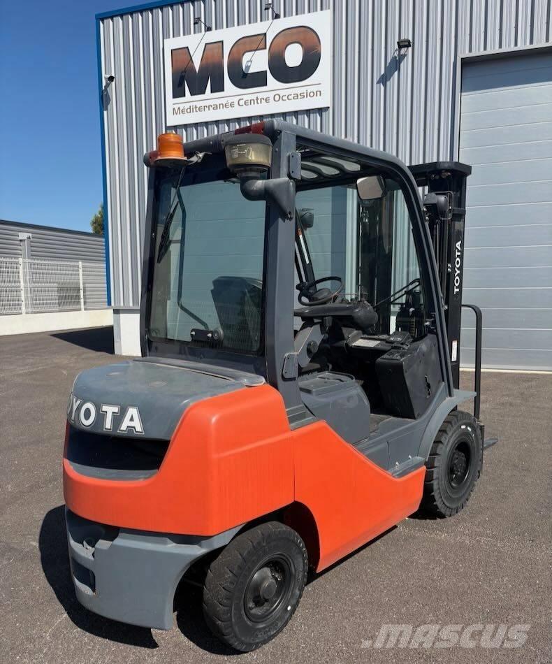 Toyota 02-8 FDF 25 Diesel Forklifts