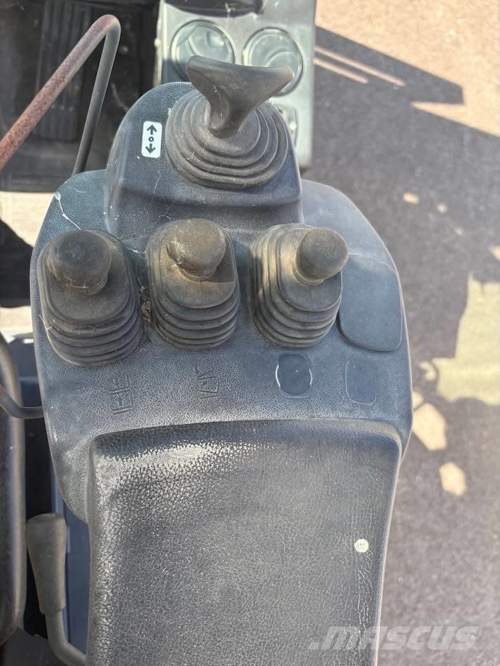 Toyota 02-8 FDF 25 Diesel Forklifts