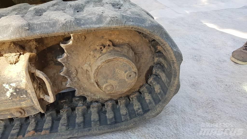 Komatsu PC24MR-5 Mini Excavators <7t (Mini Diggers)