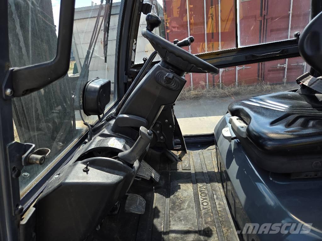 Toyota 40-8FD50N Diesel Forklifts