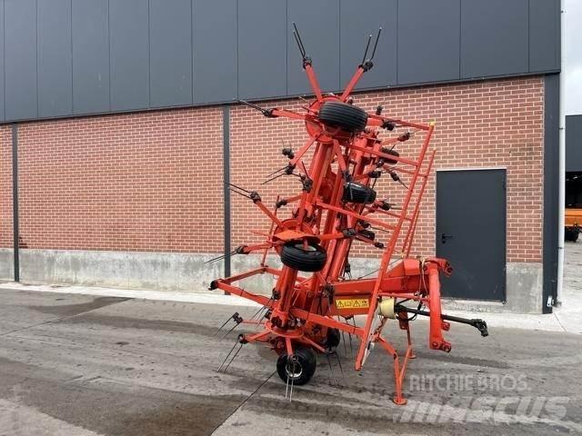 Kuhn GF8501 Rakes and tedders