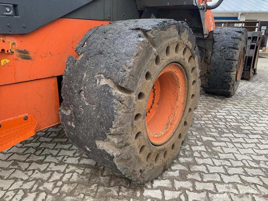 Hitachi ZW 310 Wheel Loaders