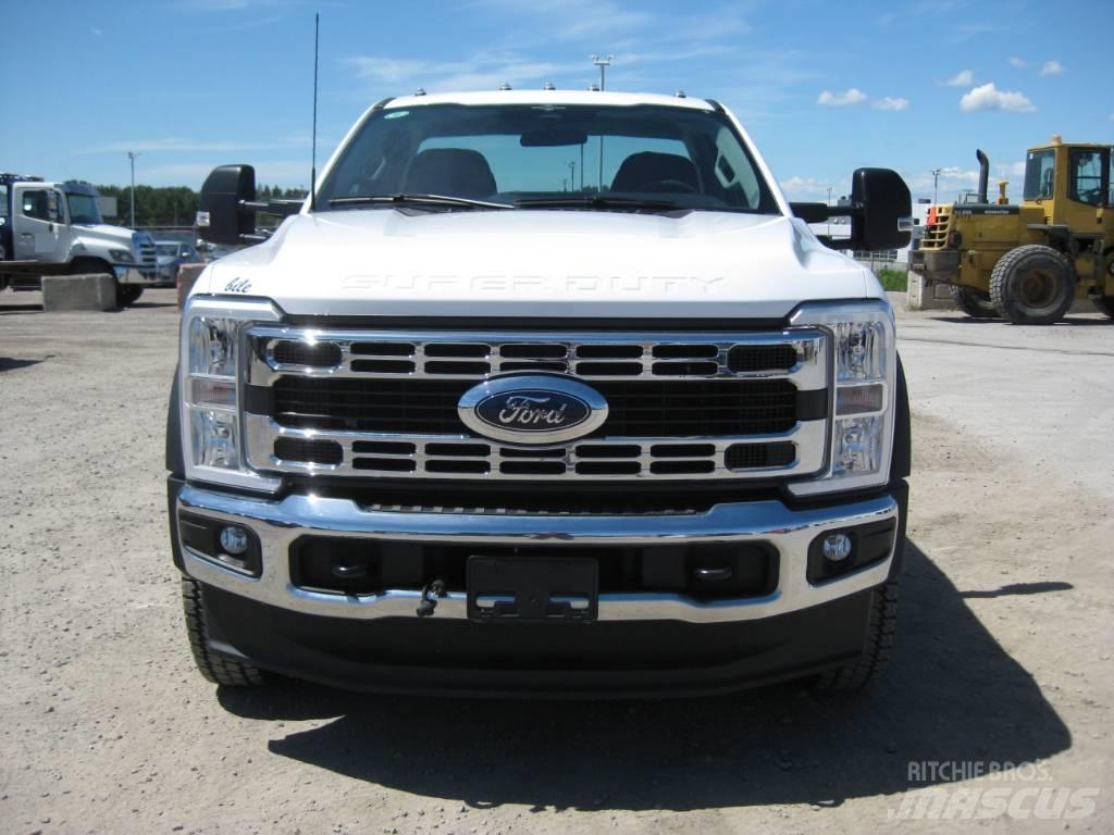 Ford F 550 Conventional Trucks / Tractor Trucks