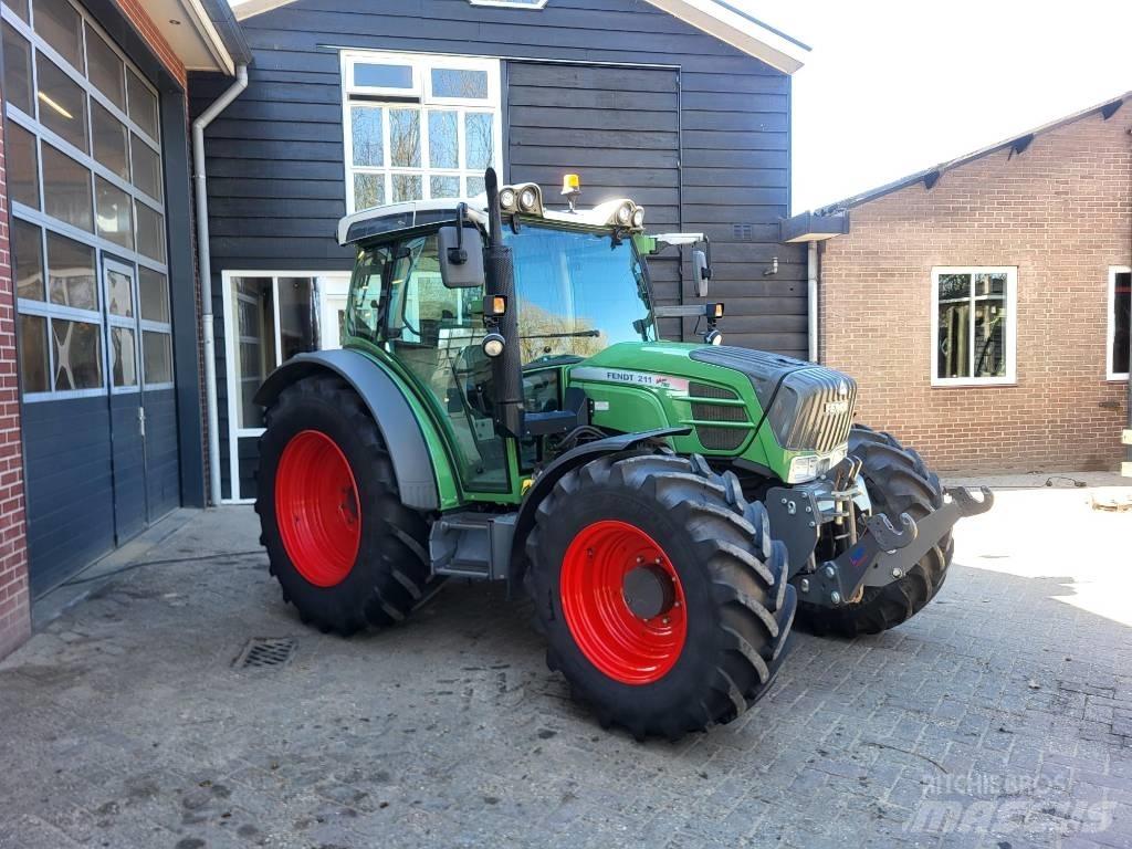 Fendt 211 Vario TMS Tractors