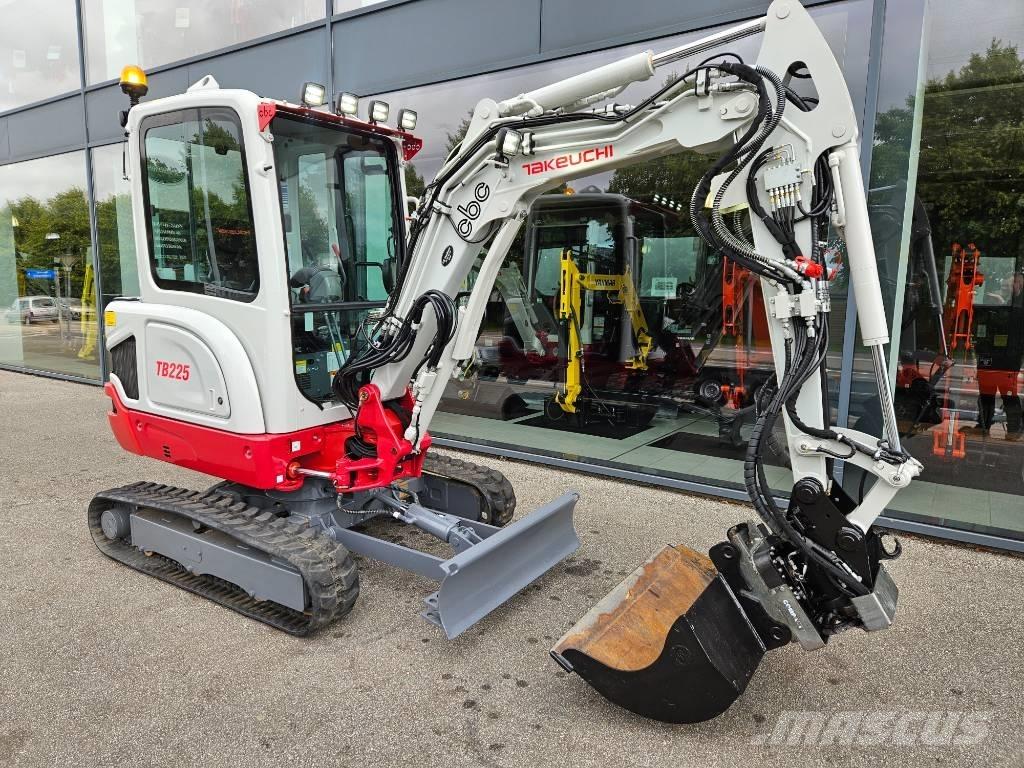 Takeuchi TB 225 Mini Excavators <7t (Mini Diggers)