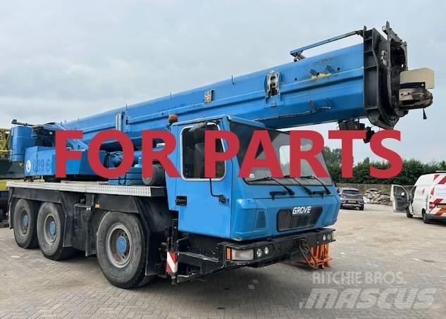 Grove GMK 3055 Mobile and all terrain cranes