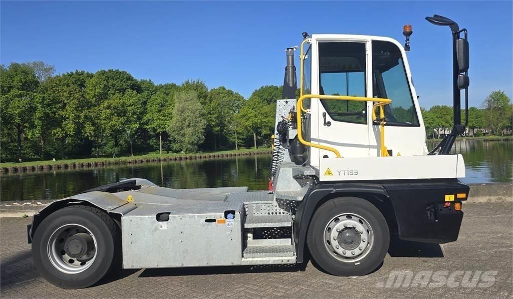 Terberg YT193 Shunt Trucks