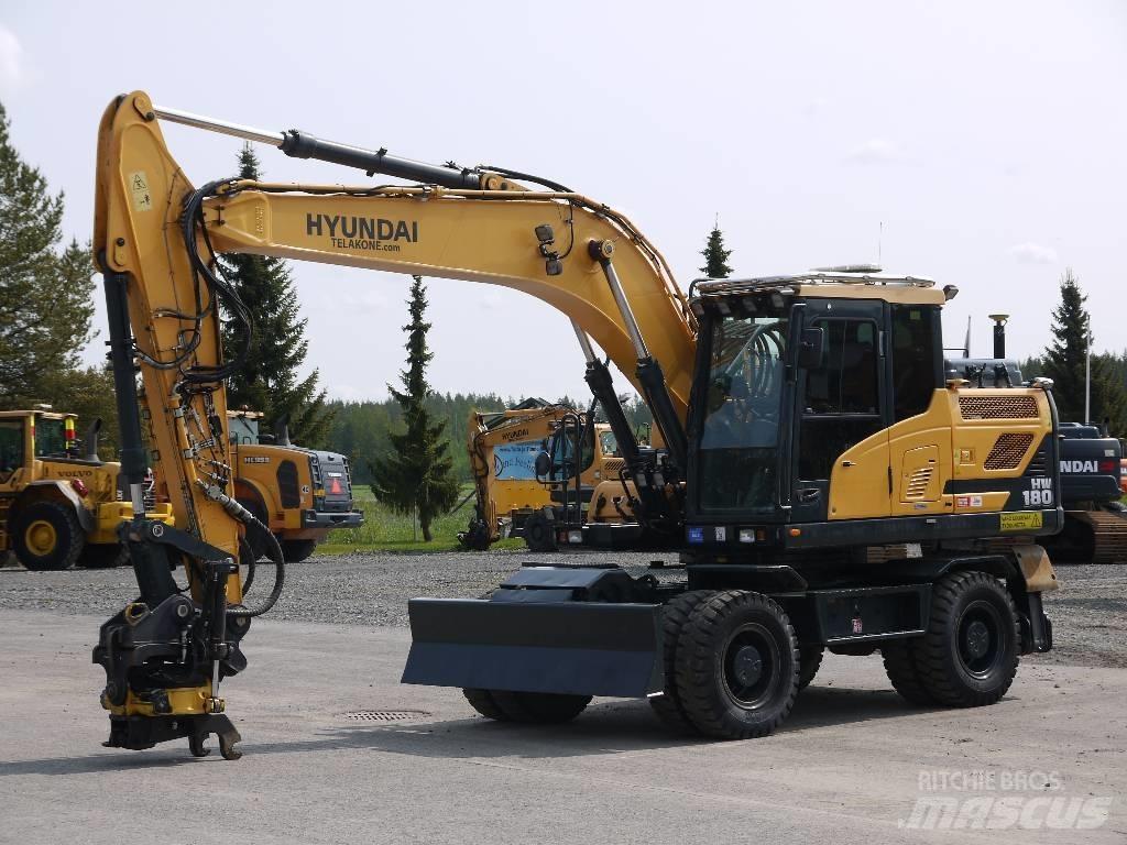 Hyundai HW 180 Wheeled Excavators