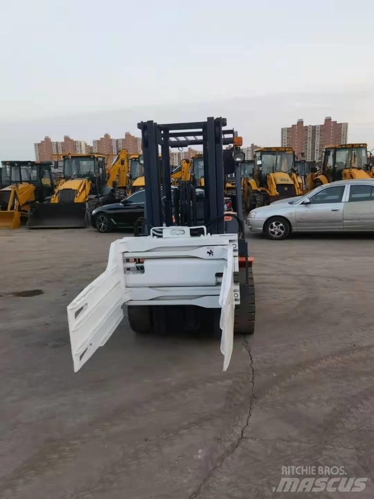 Heli K-30 Telescopic Handlers