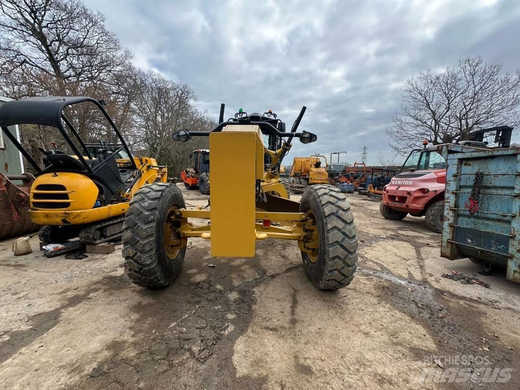 CAT 150 Motor Graders