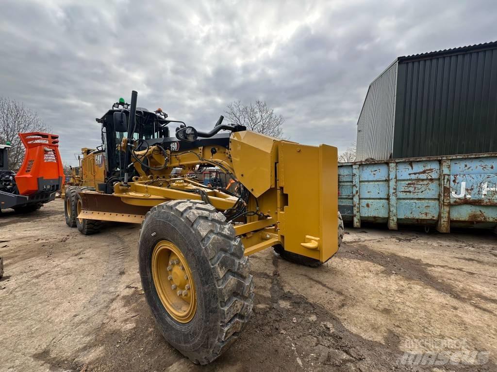 CAT 150 Motor Graders