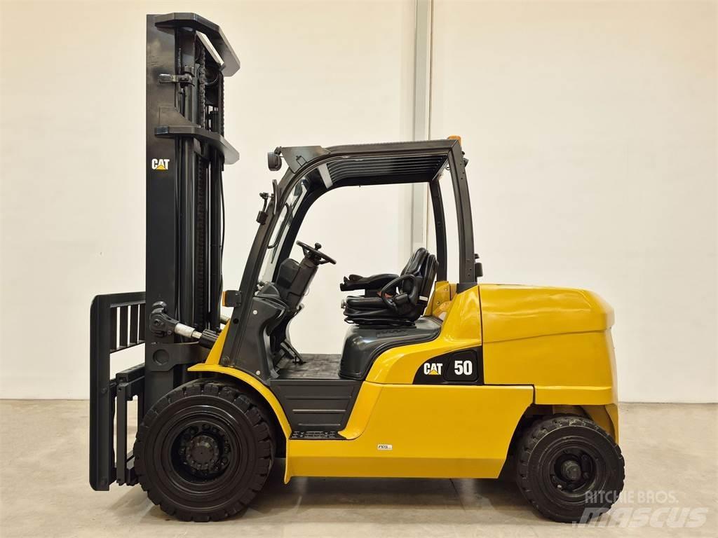 CAT DP50NB Diesel Forklifts