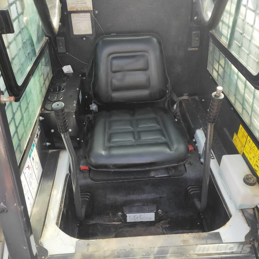 Bobcat S18 Skid Steer Loaders