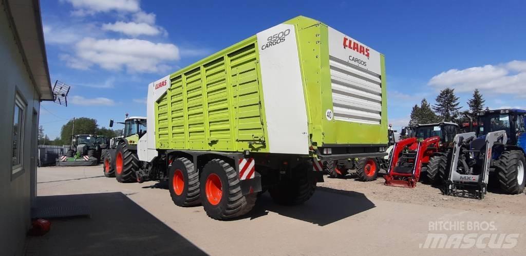 CLAAS Cargos 9500 Speciality Trailers