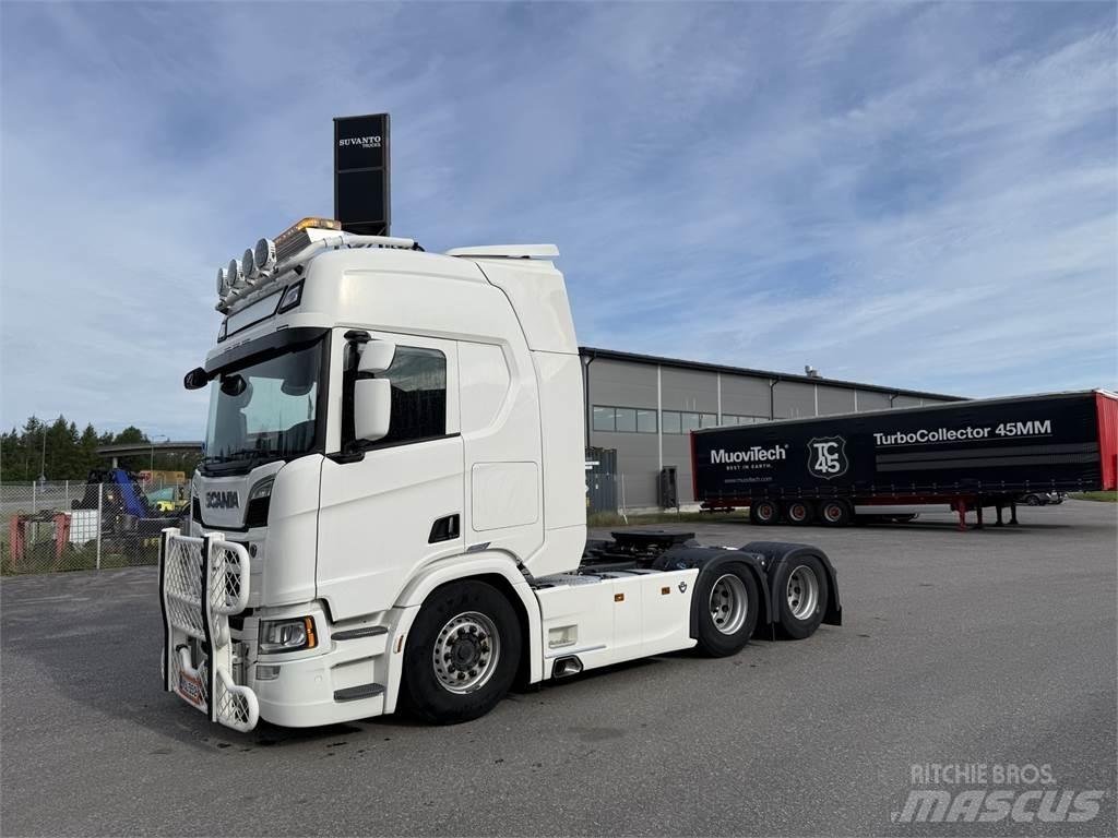 Scania R520 6X2 Conventional Trucks / Tractor Trucks