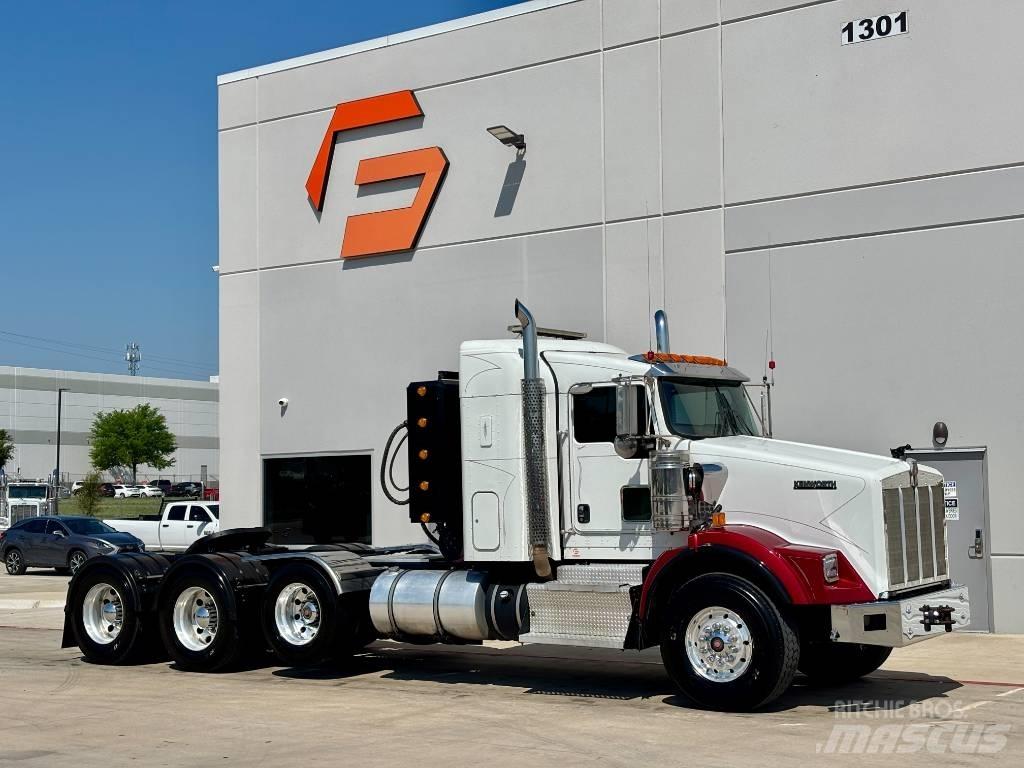 Kenworth T 800 Conventional Trucks / Tractor Trucks