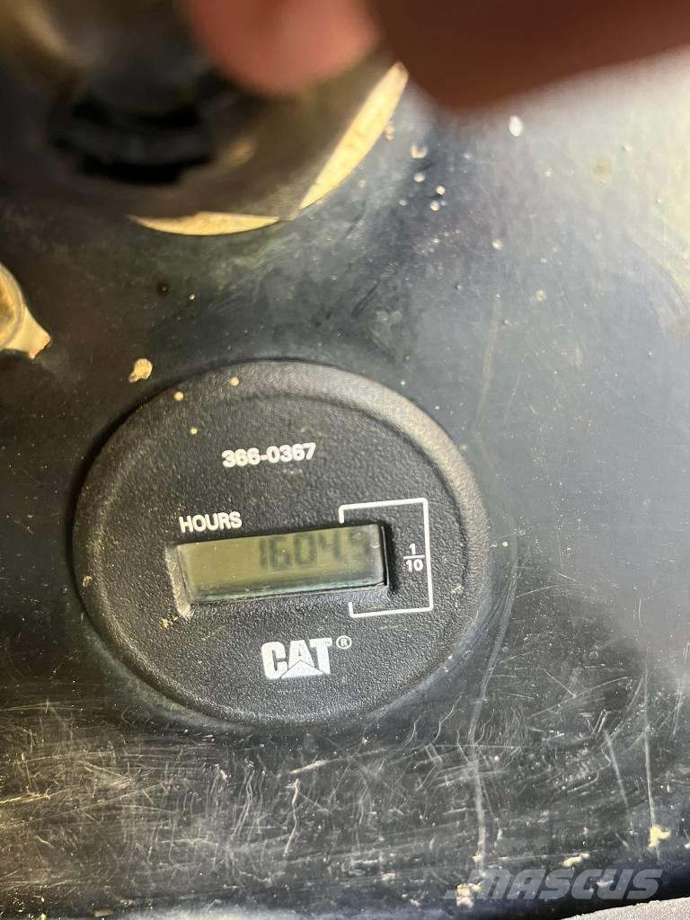CAT 304 E 2 CR Mini Excavators <7t (Mini Diggers)