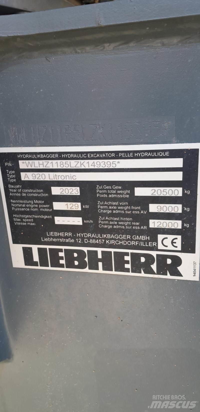 Liebherr A920 Wheeled Excavators