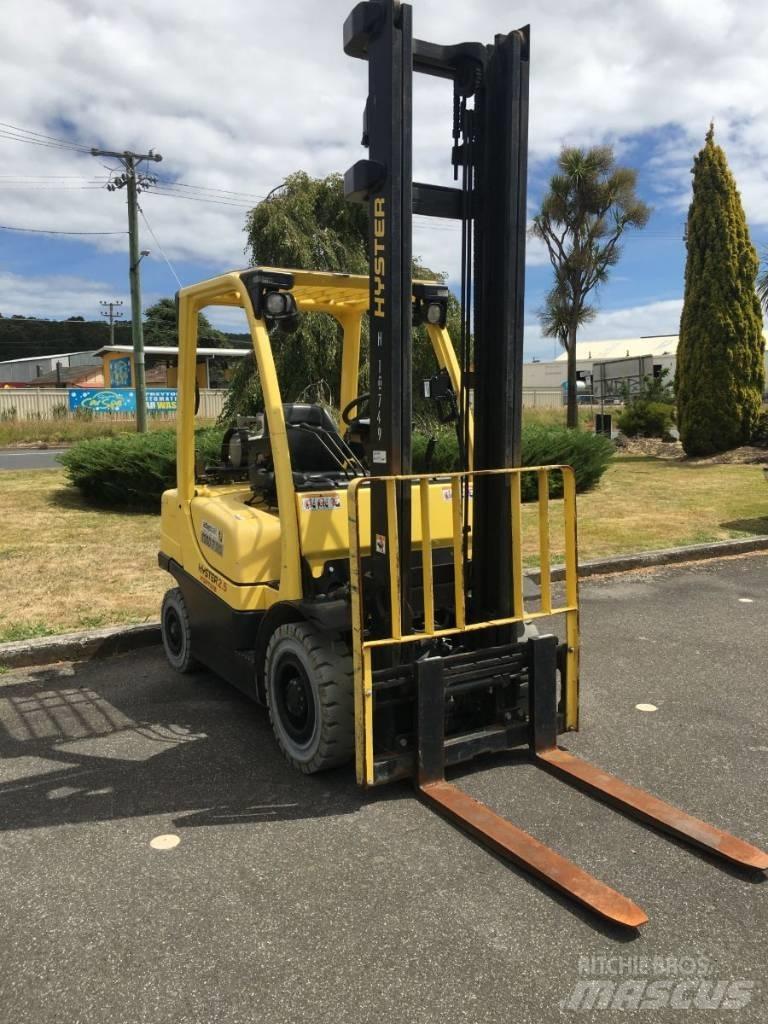 Hyster H2.5FT LPG trucks